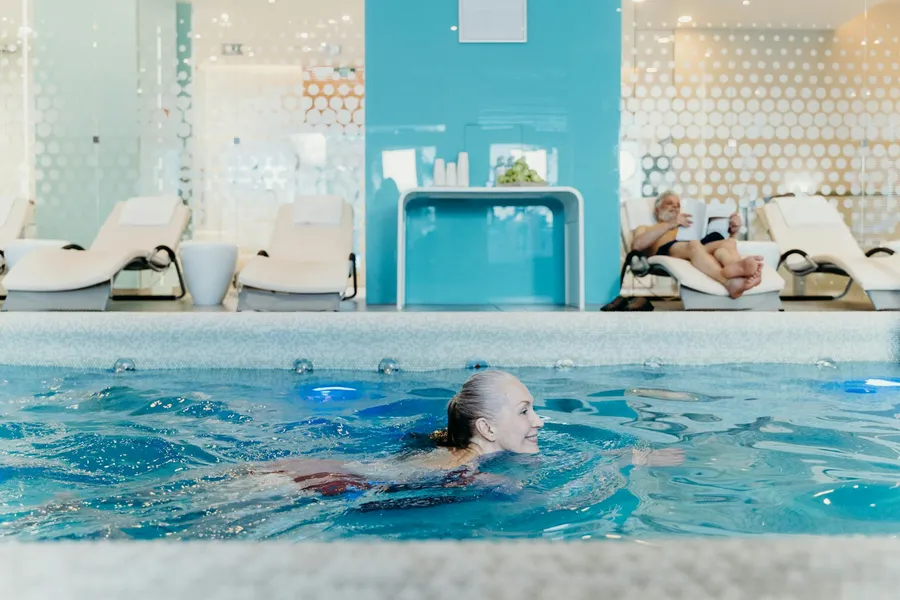Wie kann man ein Haus-Schwimmbad energieeffizient betreiben?